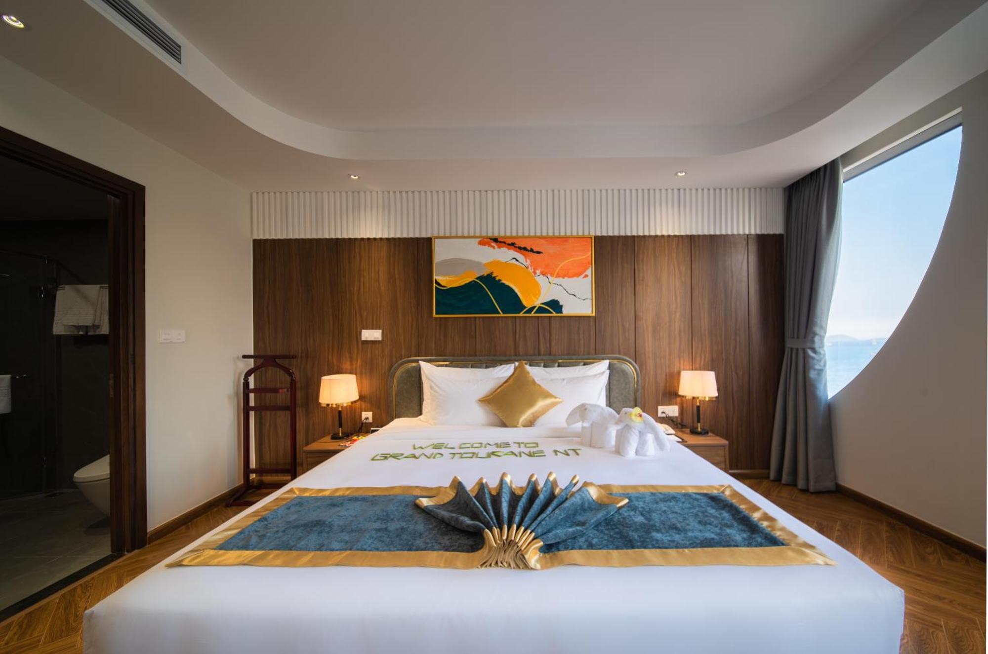 Grand Tourane Nha Trang Hotel Exterior photo